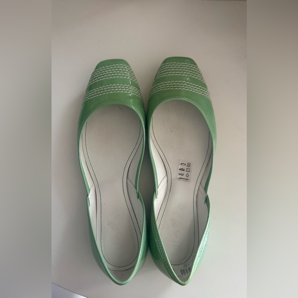 Hogan Green Women's Flats with White Stitching Size 37